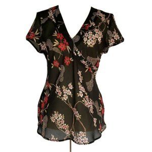 Suzannegrae Y2K Floral Bloe Size 6-8 V-neck